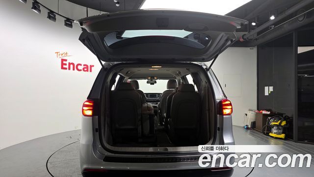 Kia Canival 2020 — photo 20