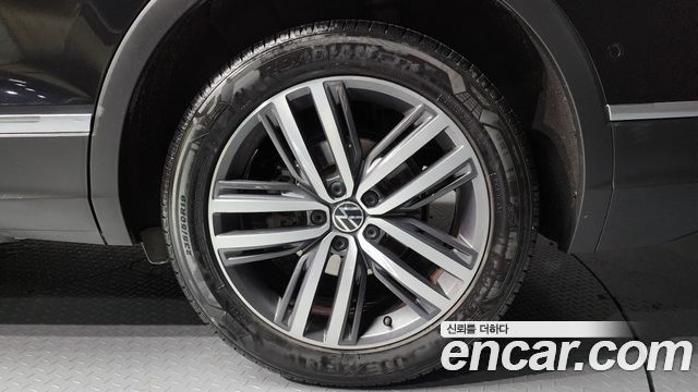 Volkswagen Tiguan 2023 — photo 5