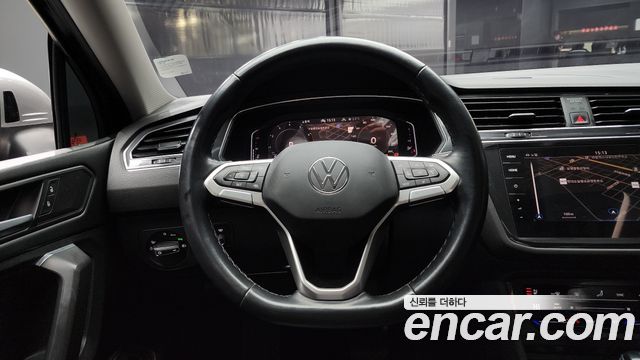 Volkswagen Tiguan 2023 — photo 13