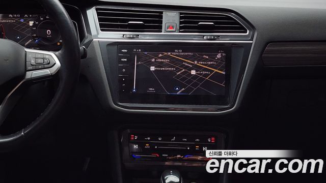 Volkswagen Tiguan 2023 — photo 15