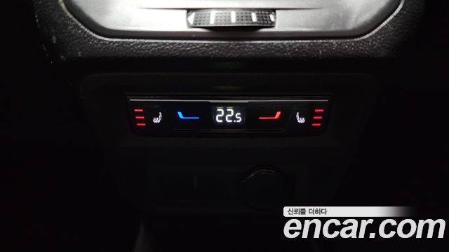 Volkswagen Tiguan 2023 — photo 19