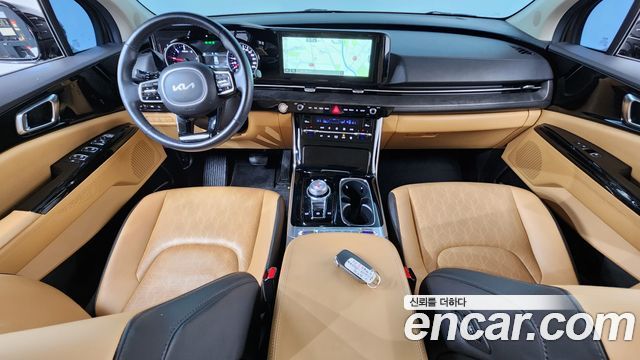 Kia Canival 2023 — photo 7