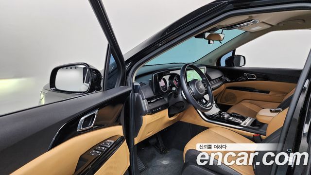 Kia Canival 2023 — photo 10