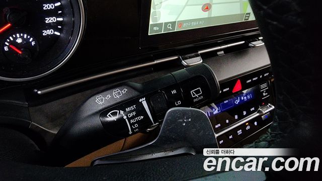 Kia Canival 2023 — photo 18
