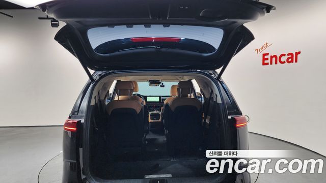 Kia Canival 2023 — photo 20
