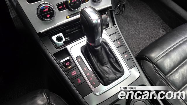 Volkswagen CC 2013 — photo 9