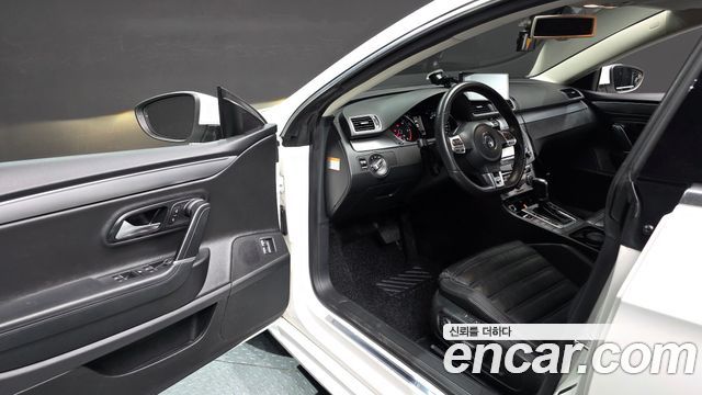 Volkswagen CC 2013 — photo 11