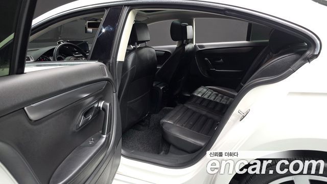 Volkswagen CC 2013 — photo 12