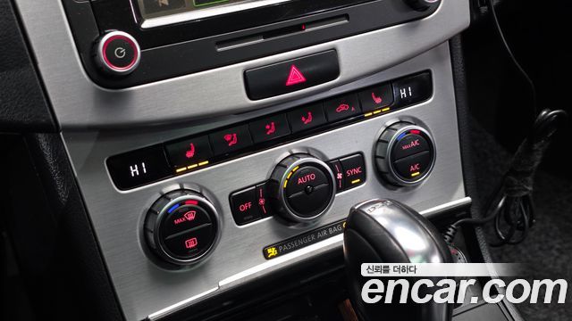 Volkswagen CC 2013 — photo 17