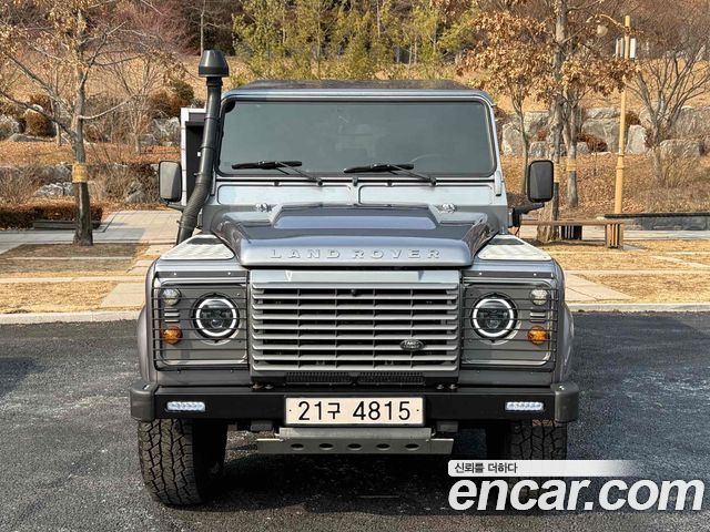 Land Rover Defender 2012 — photo 2