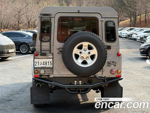 Land Rover Defender 2012 — photo 3
