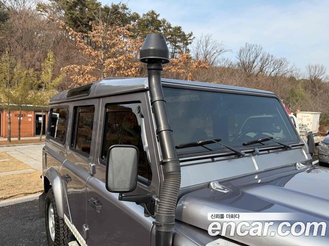 Land Rover Defender 2012 — photo 4
