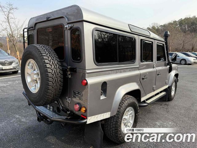 Land Rover Defender 2012 — photo 5