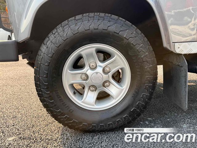 Land Rover Defender 2012 — photo 6