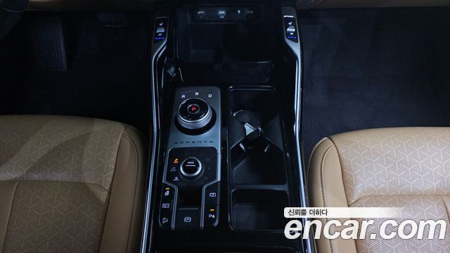 Kia Sorento 2023 — photo 9