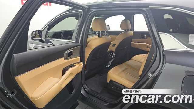 Kia Sorento 2023 — photo 12