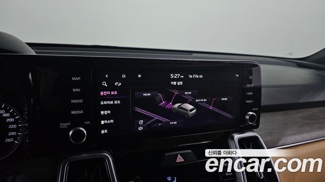 Kia Sorento 2023 — photo 16