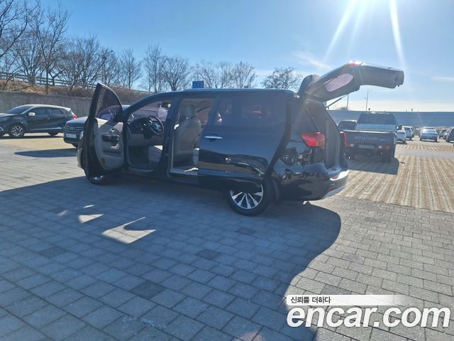 Kia Canival 2018 — photo 8