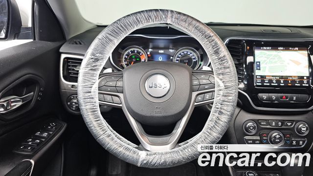 Jeep Cherokee 2020 — photo 13