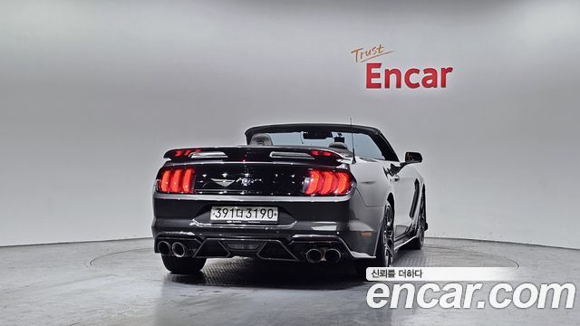 Ford Mustang 2020 — photo 4