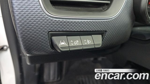 Renault Korea XM3 2021 — photo 14