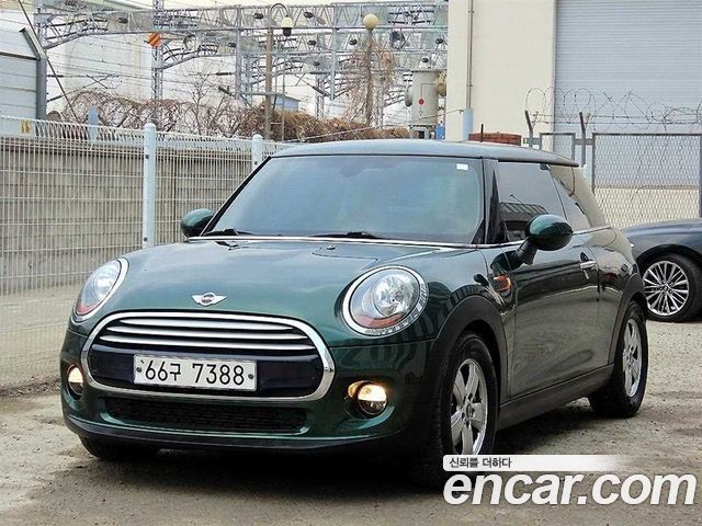 Mini Cooper 2015 — photo 2
