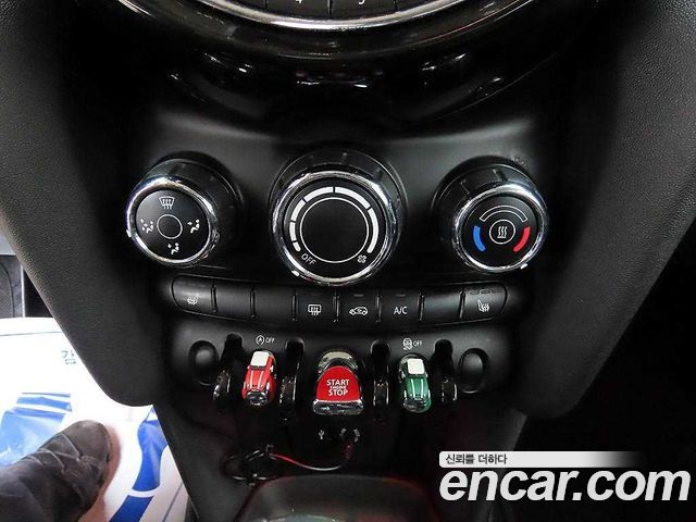 Mini Cooper 2015 — photo 12