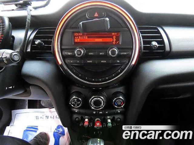 Mini Cooper 2015 — photo 13