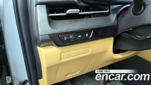 Kia Canival 2021 — photo 18