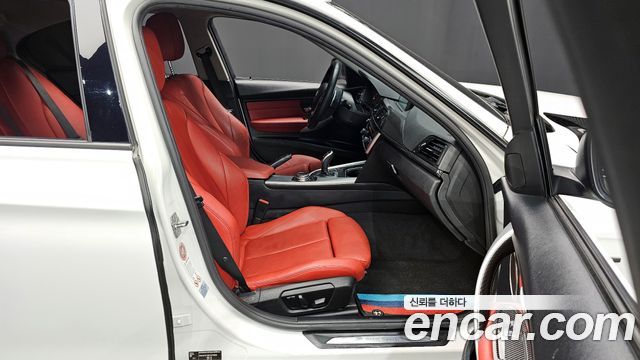 BMW 3-Series 2015 — photo 11