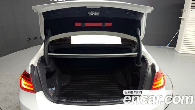 BMW 3-Series 2015 — photo 20