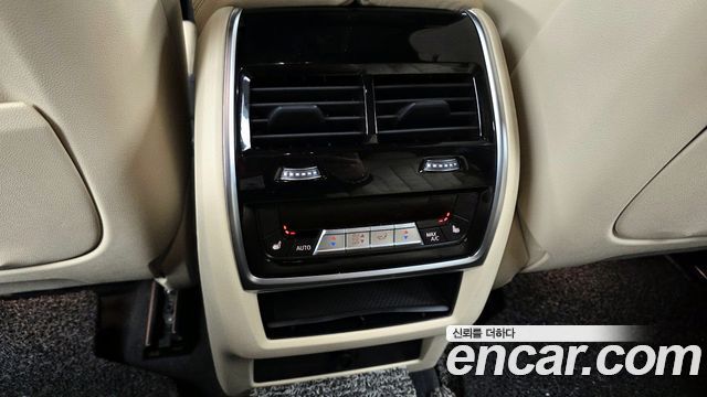 BMW X6 2021 — photo 18