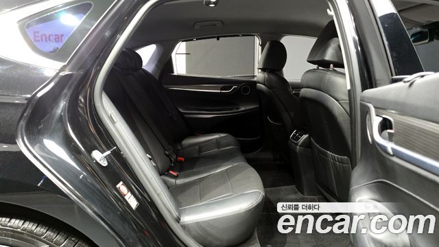 Hyundai Grandeur 2018 — photo 12