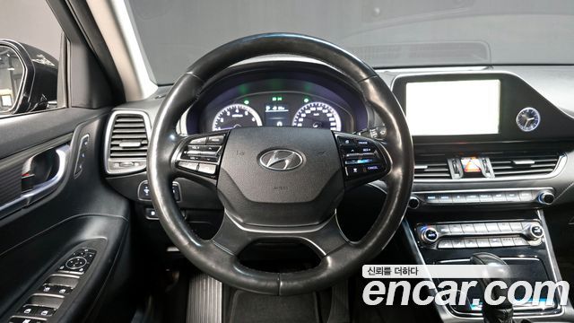 Hyundai Grandeur 2018 — photo 13