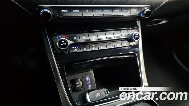 Hyundai Grandeur 2018 — photo 17