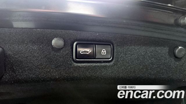 Hyundai Grandeur 2018 — photo 20