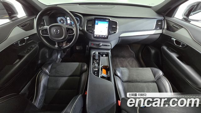 Volvo XC90 2021 — photo 7