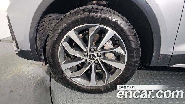 Audi Q5 2022 — photo 5