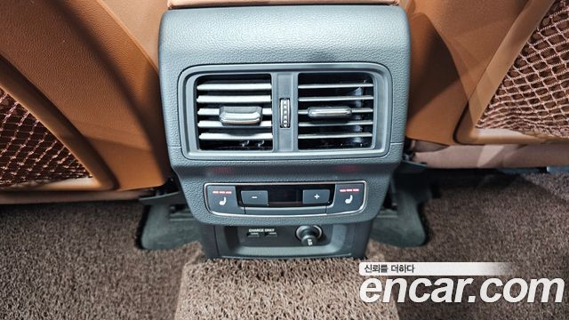 Audi Q5 2022 — photo 18
