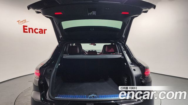 Porsche Cayenne 2020 — photo 20