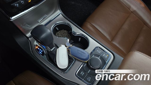 Jeep Cherokee 2021 — photo 9