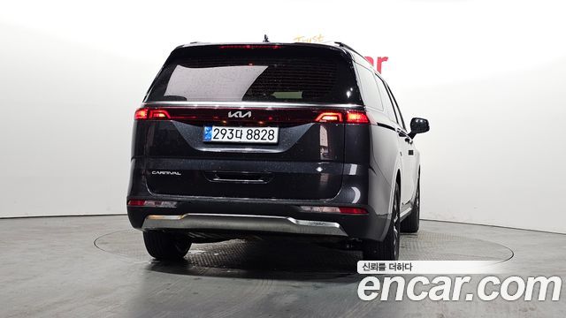 Kia Canival 2022 — photo 4