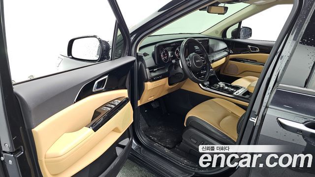 Kia Canival 2022 — photo 10