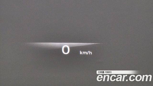 Genesis GV70 2021 — photo 17