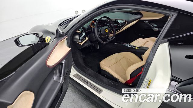 Ferrari SF90 2021 — photo 13