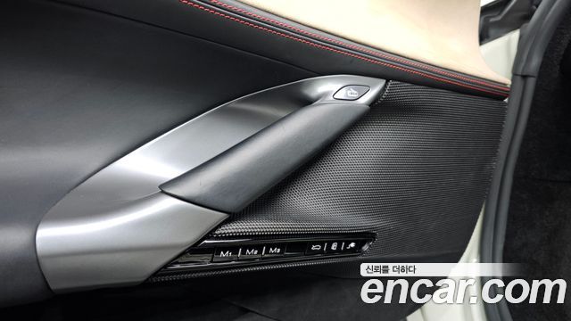 Ferrari SF90 2021 — photo 19