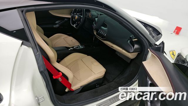 Ferrari SF90 2021 — photo 14