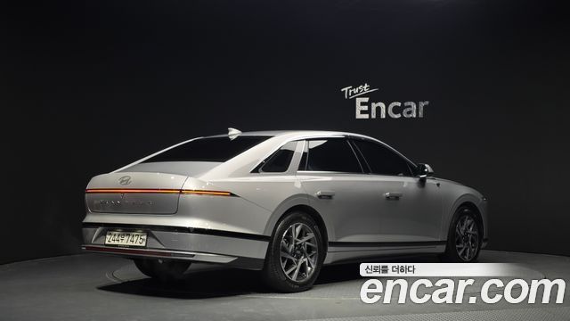 Hyundai Grandeur 2023 — photo 2