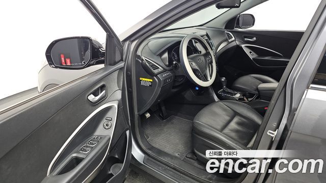 Hyundai Santafe 2016 — photo 10