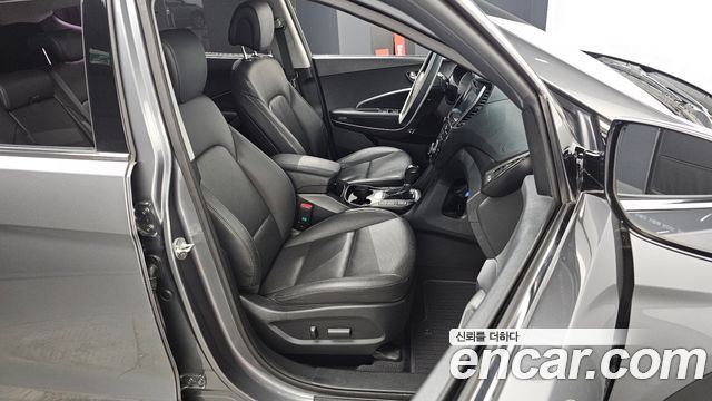Hyundai Santafe 2016 — photo 12